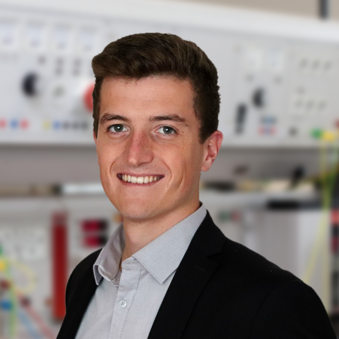 This image shows Adrian Schäfer, M.Sc.